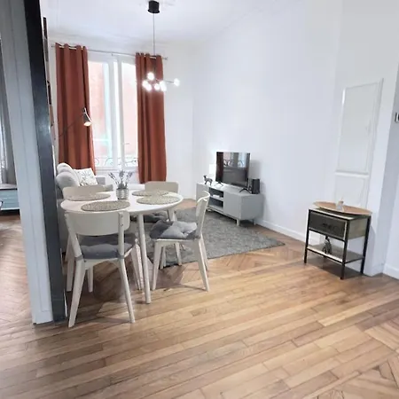 Beautiful And Comfortable Vieux * Nice